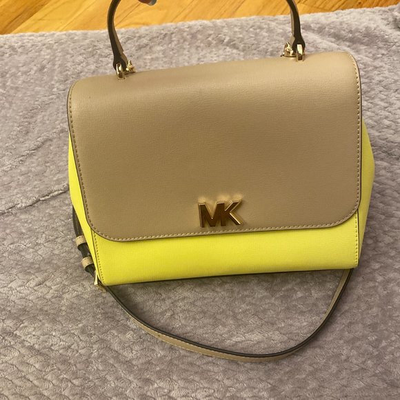 Michael Kors Crossbody Bag - Picture 2 of 4
